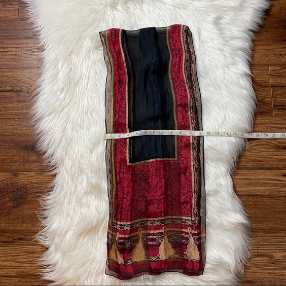 Liz Claiborne Black/Red Tassel Lightweight Scarf NWOT - Picture 4 of 4